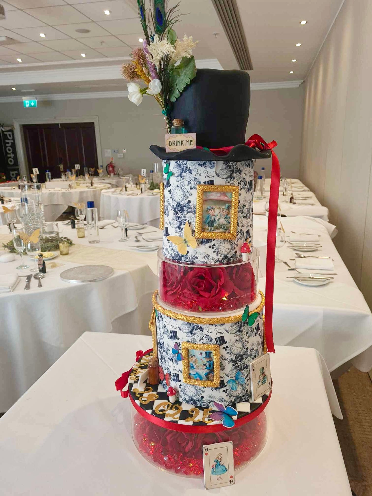 Wonderland Icing Sheet Wrap