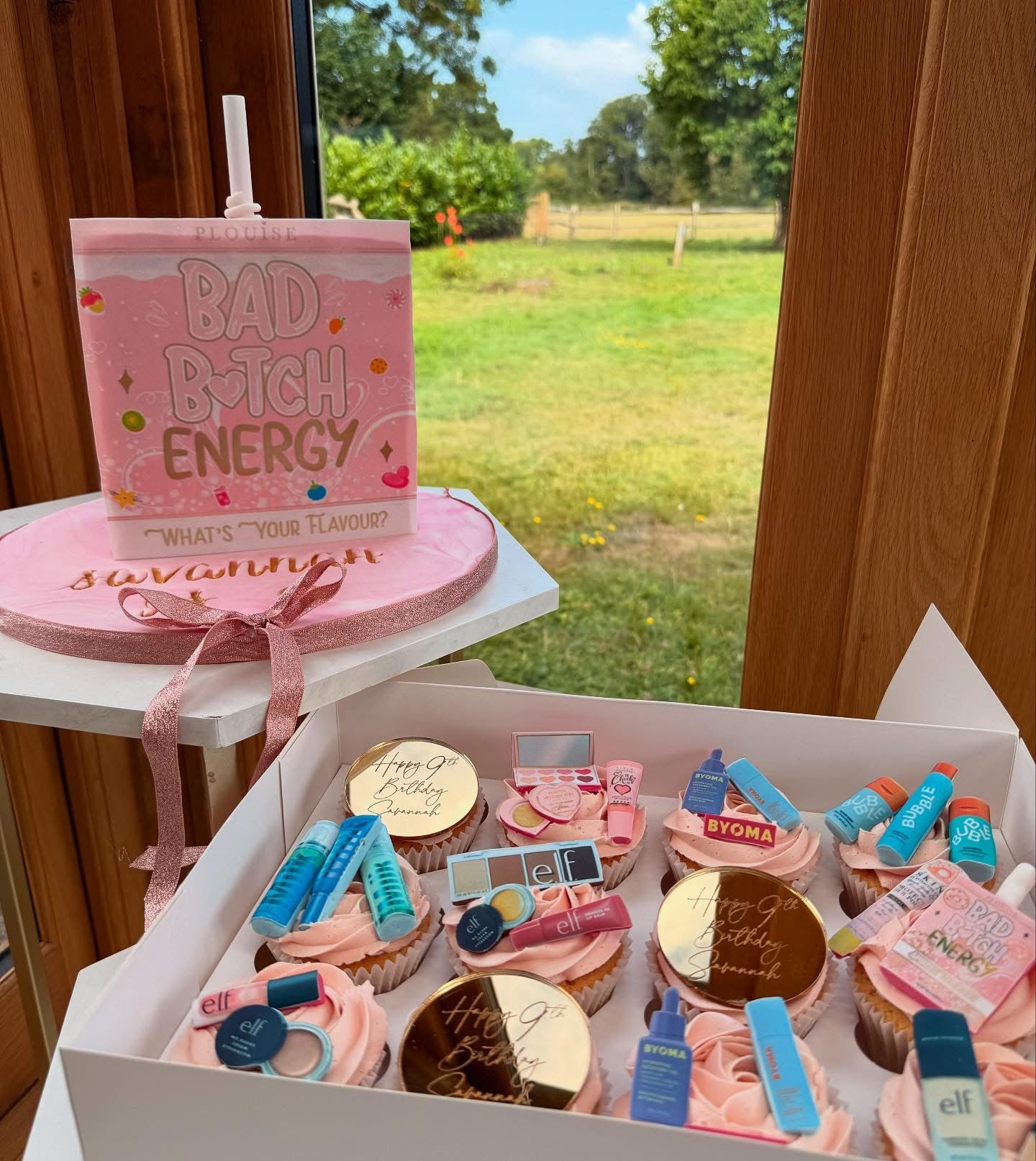 P Louise Icing Sheet Topper