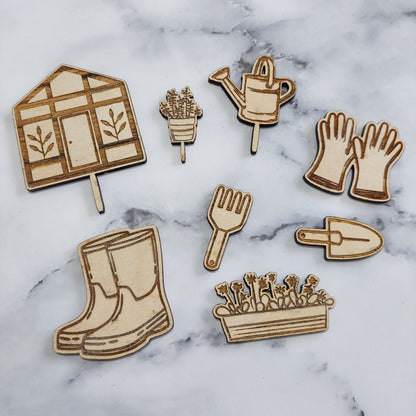 Gardening Wooden Cake Topper Set