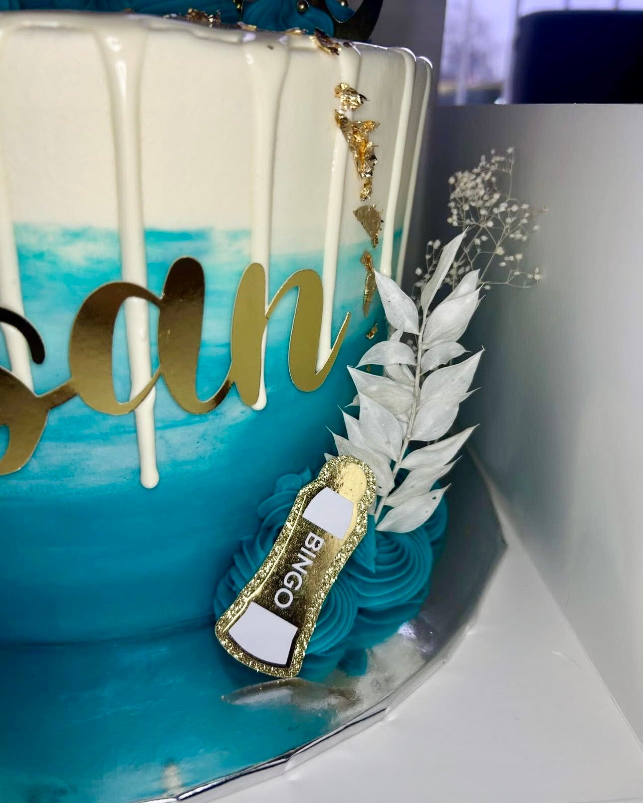 Golden Bingo Card Cupcake Toppers