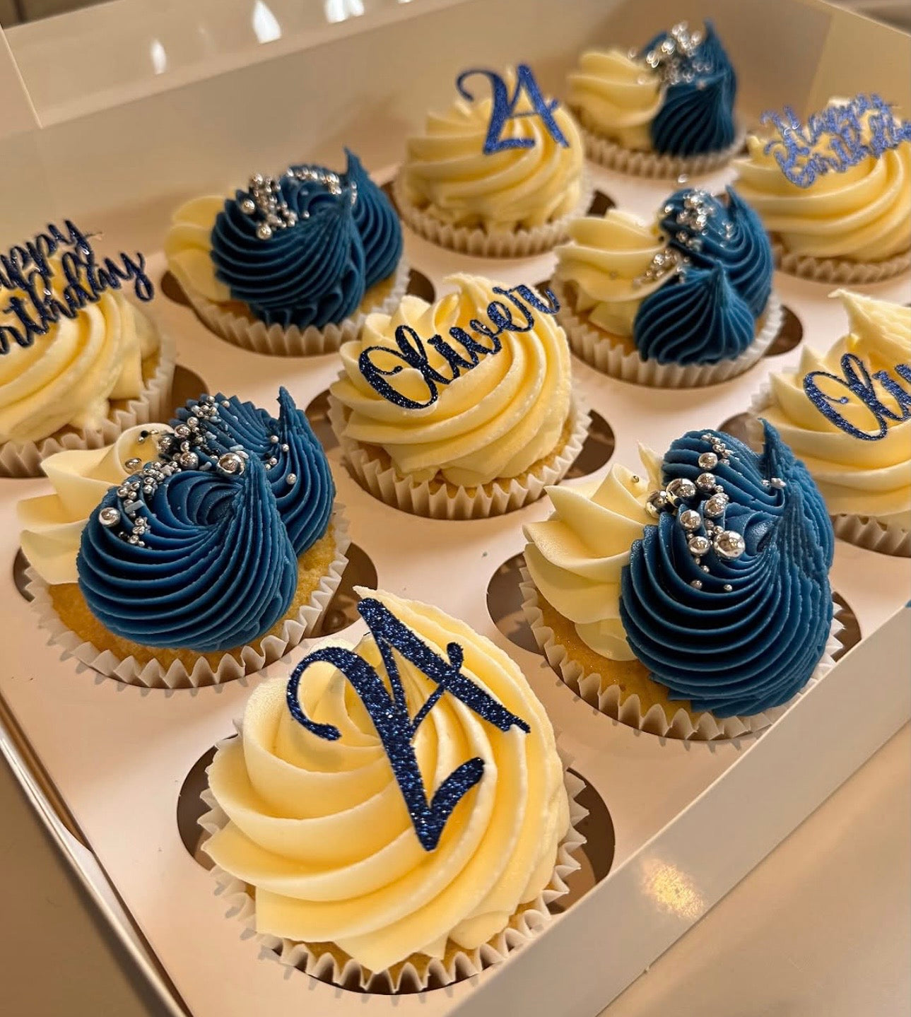 Card Cupcake Topper Font #2